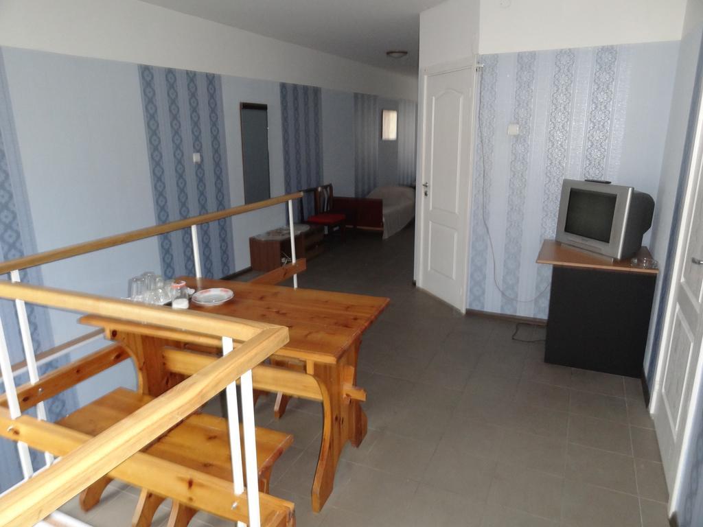 Hotel Rebir داوُجافبيلسْ المظهر الخارجي الصورة